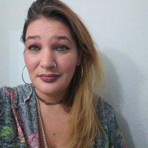 Meet your Posher, Joan